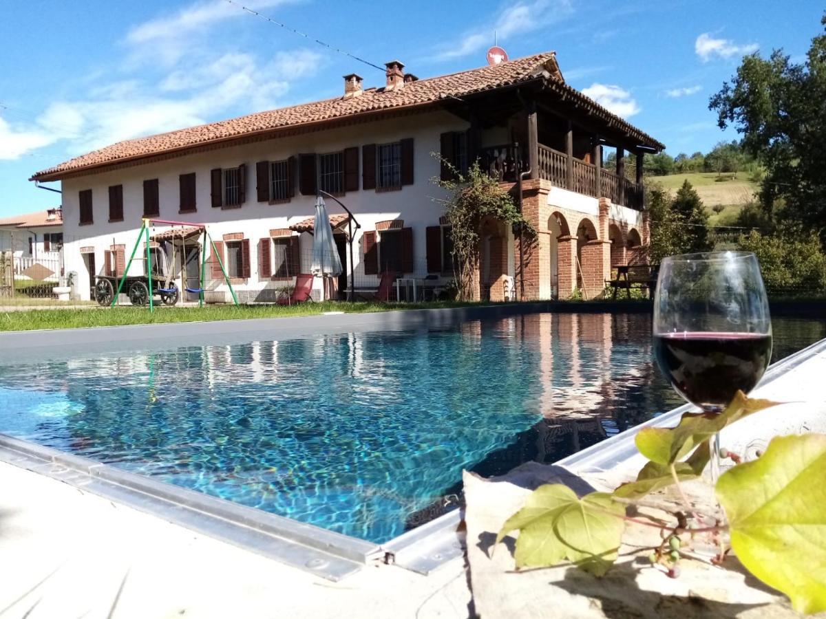 아스티 Casa Delle Foglie Sussurranti 빌라 외부 사진