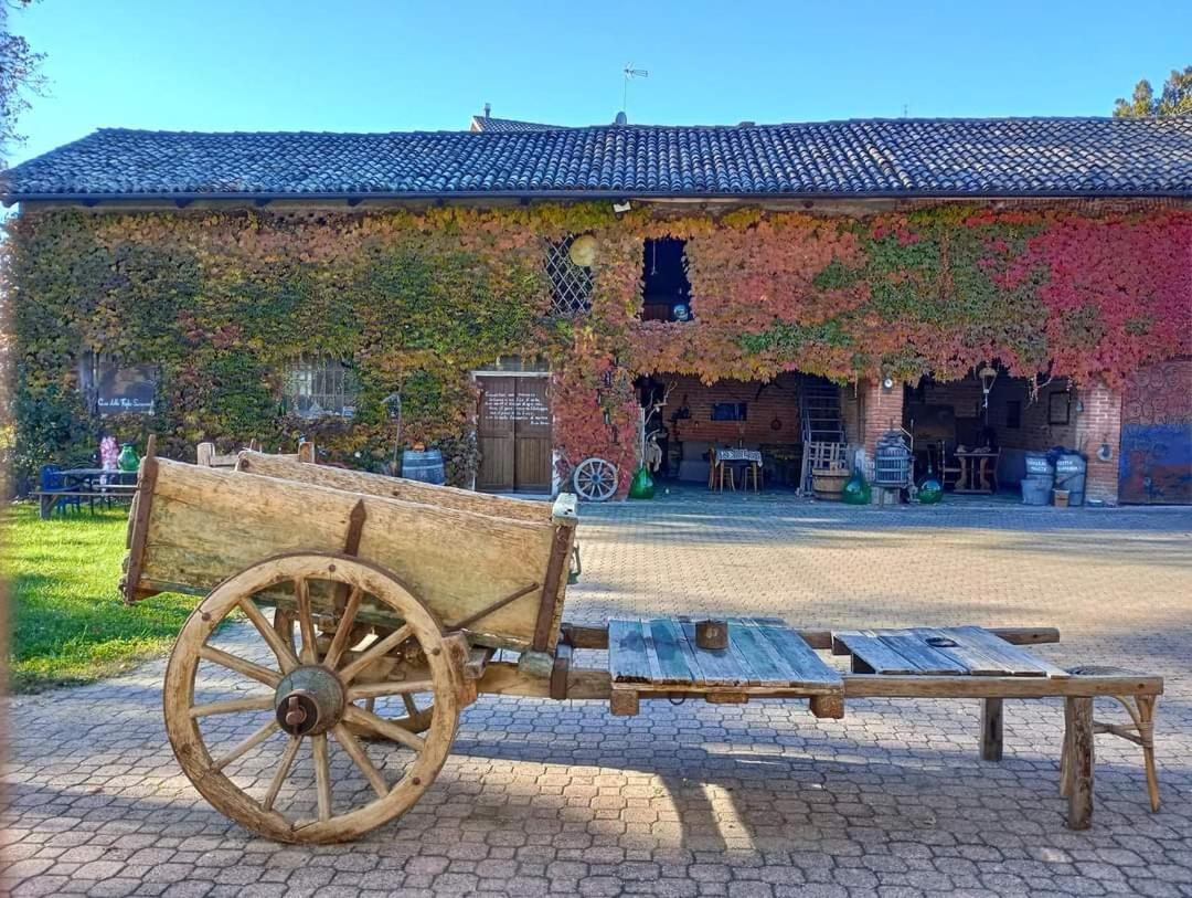 아스티 Casa Delle Foglie Sussurranti 빌라 외부 사진